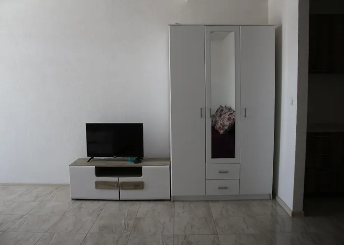 Apartman Leamax - Stan 9 *